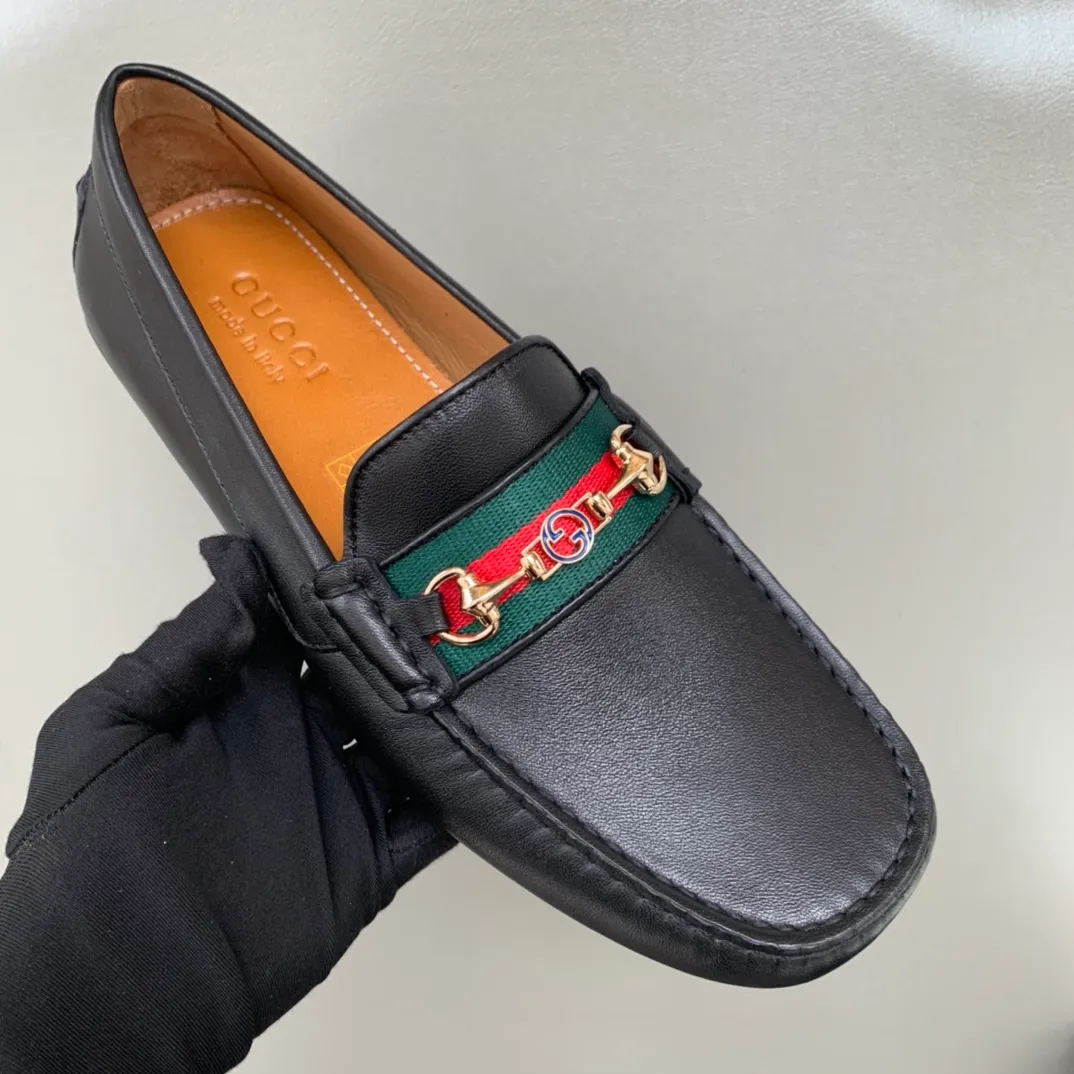 Batch 740💰[strong][strong][strong] Original order quality, new counter styles synchronized, Gucci counter new styles, handmade men's driving shoes, bean shoes, over-the-foot shoes, lazy shoes, exquisite hand-stitching, workmanship details comparable to counters, Italian imported cowhide, water-dyed cowhide lining, tree paste leather feet, sweat-absorbent and anti-odor, off-white, black, brown, 39-44 in large quantities in stock (38, 45 custom-made)